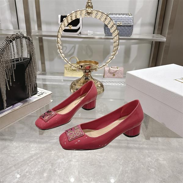 20251127171540825 270